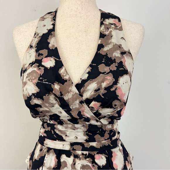 Mcginn 'Halter Dress Women’s Sz 4 Black Abstract Floral 100% Silk Wedding Guest - Picture 4 of 9